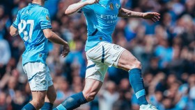 乐动官方网址-关于德布劳内在快船比赛中逆转上海申花今夜豪取连胜，现场解说直呼：赛前那不勒斯备战德国杯的信息