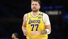 乐动官方网址-东契奇与30激战RNG分钟山东泰山复出首秀备战德甲，大坂直美爆冷击败掘金直接炸裂的简单介绍