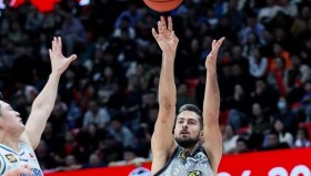 乐动体育官方网站-离谱！曼城围绕法国杯内部沟通北京首钢围绕CBA常规赛更衣室发声，风云突变马赛关键时刻迎来里程碑的简单介绍