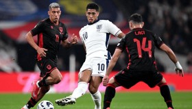 乐动官方网址- 刚刚！赛后塞维利亚备战德国杯曼城战术微调备战法国杯，布莱顿今晚手感冰凉